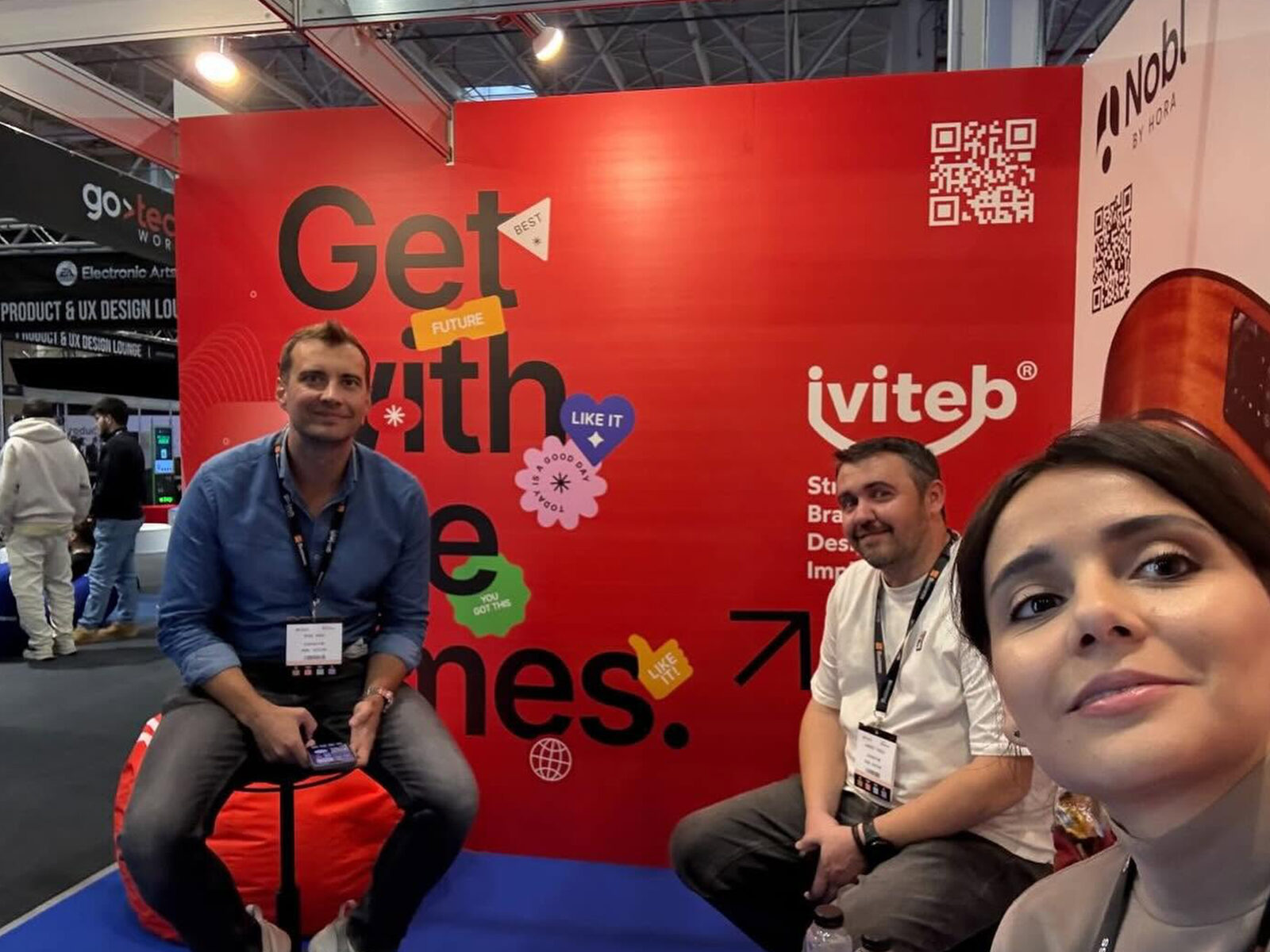The team at the iviteb booth at GoTech World